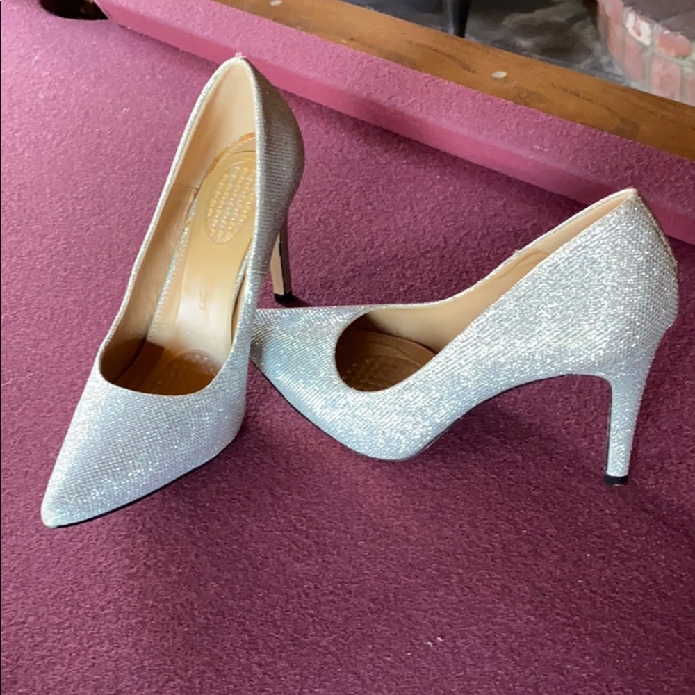 Silver glitter pumps